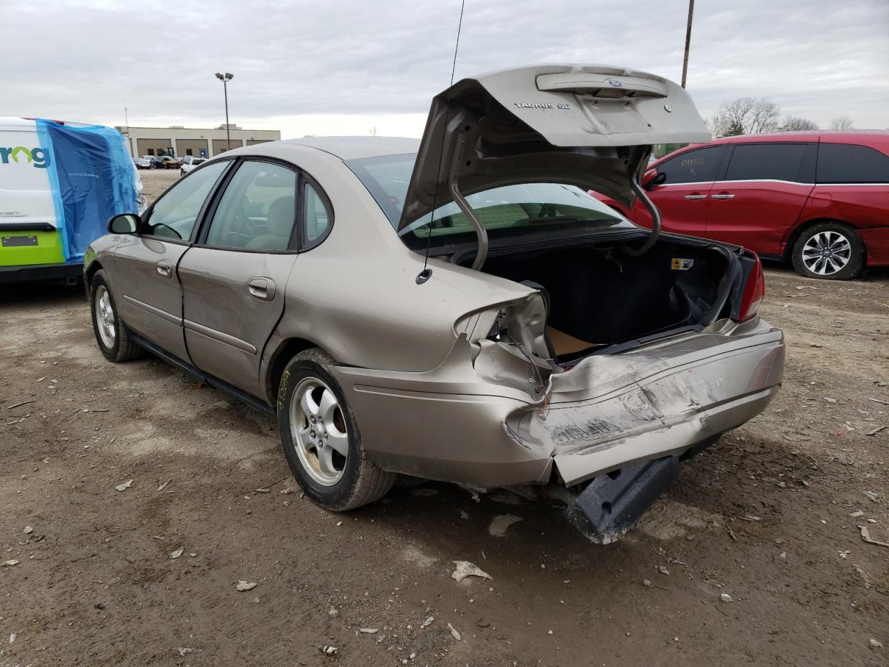 Photo 3 from auction – 2007 FORD TAURUS SE with VIN 1FAFP53U17A174753