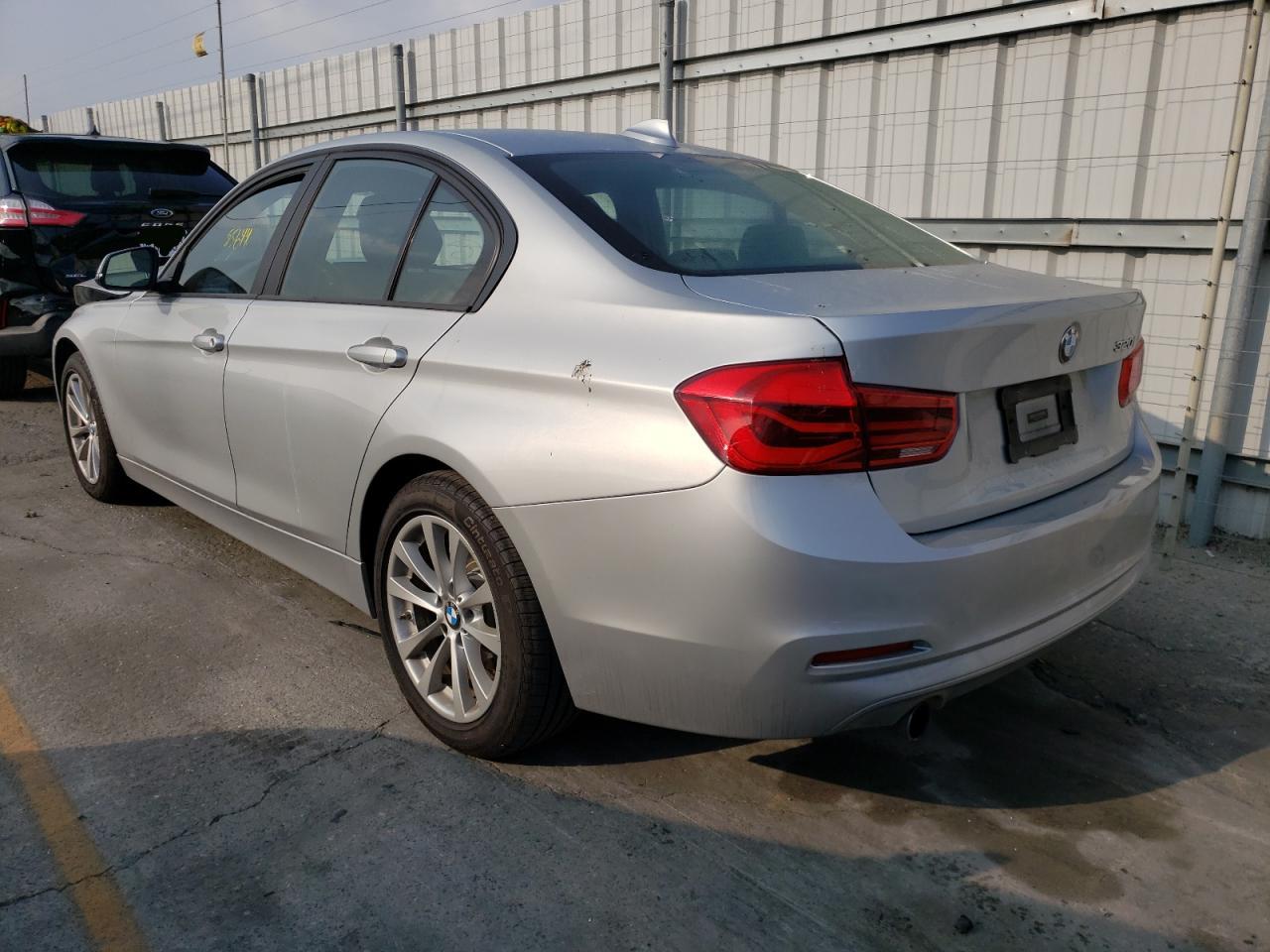 Photo 3 from auction – 2016 BMW 320 I with VIN WBA8A9C58GK617377