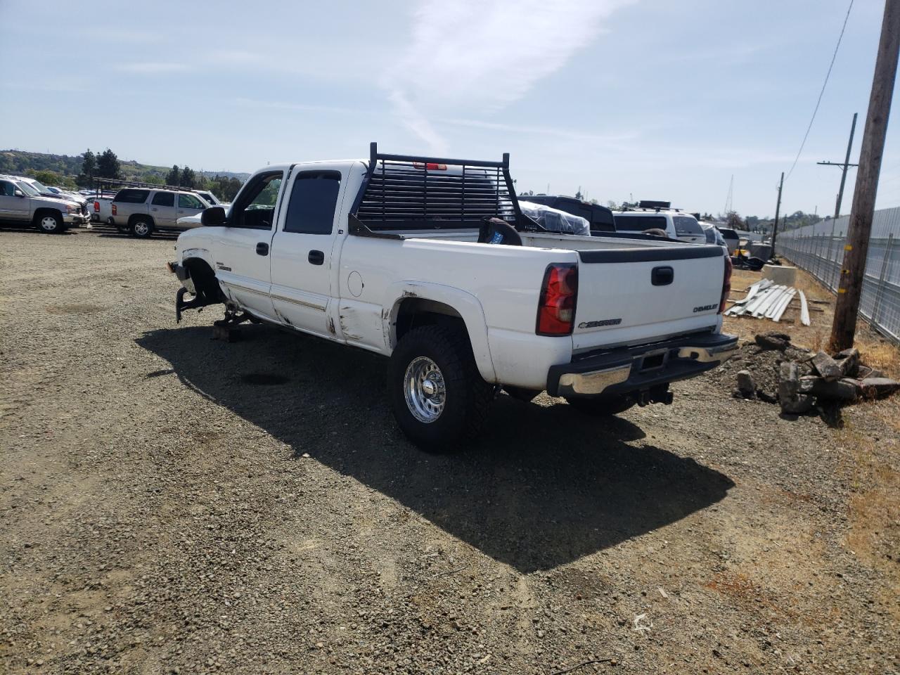 Photo 3 from auction – 2005 CHEVROLET SILVERADO with VIN 1GCHC23285F884308