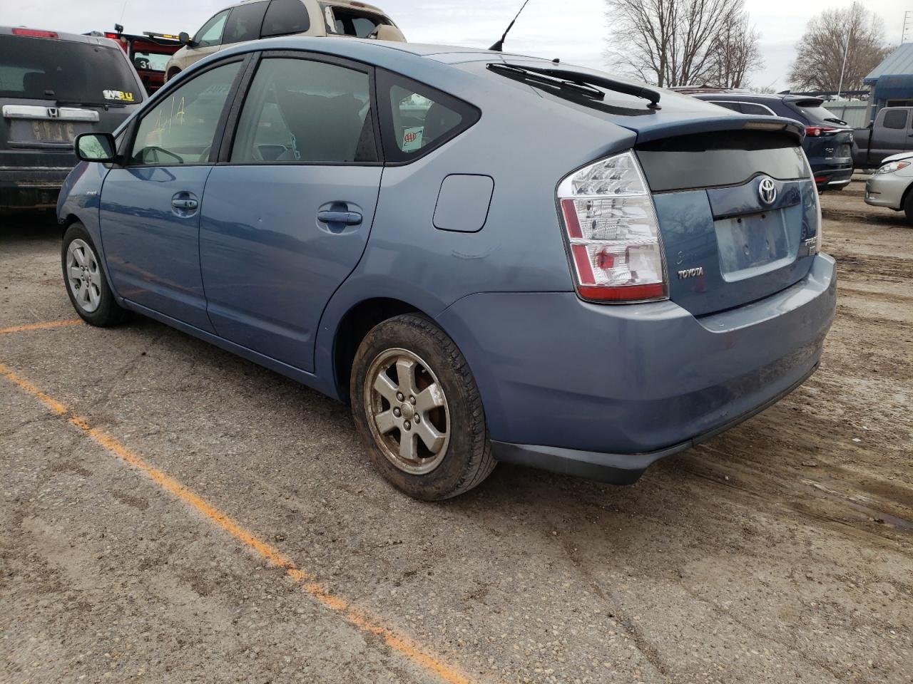 Photo 3 from auction – 2007 TOYOTA PRIUS with VIN JTDKB20UX77635729