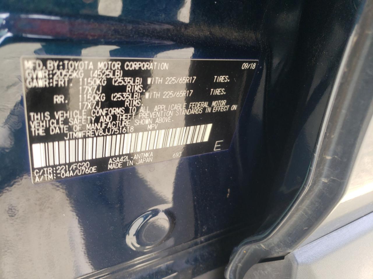 Photo 10 from auction – 2018 TOYOTA RAV4 ADVEN with VIN JTMWFREV8JJ751618