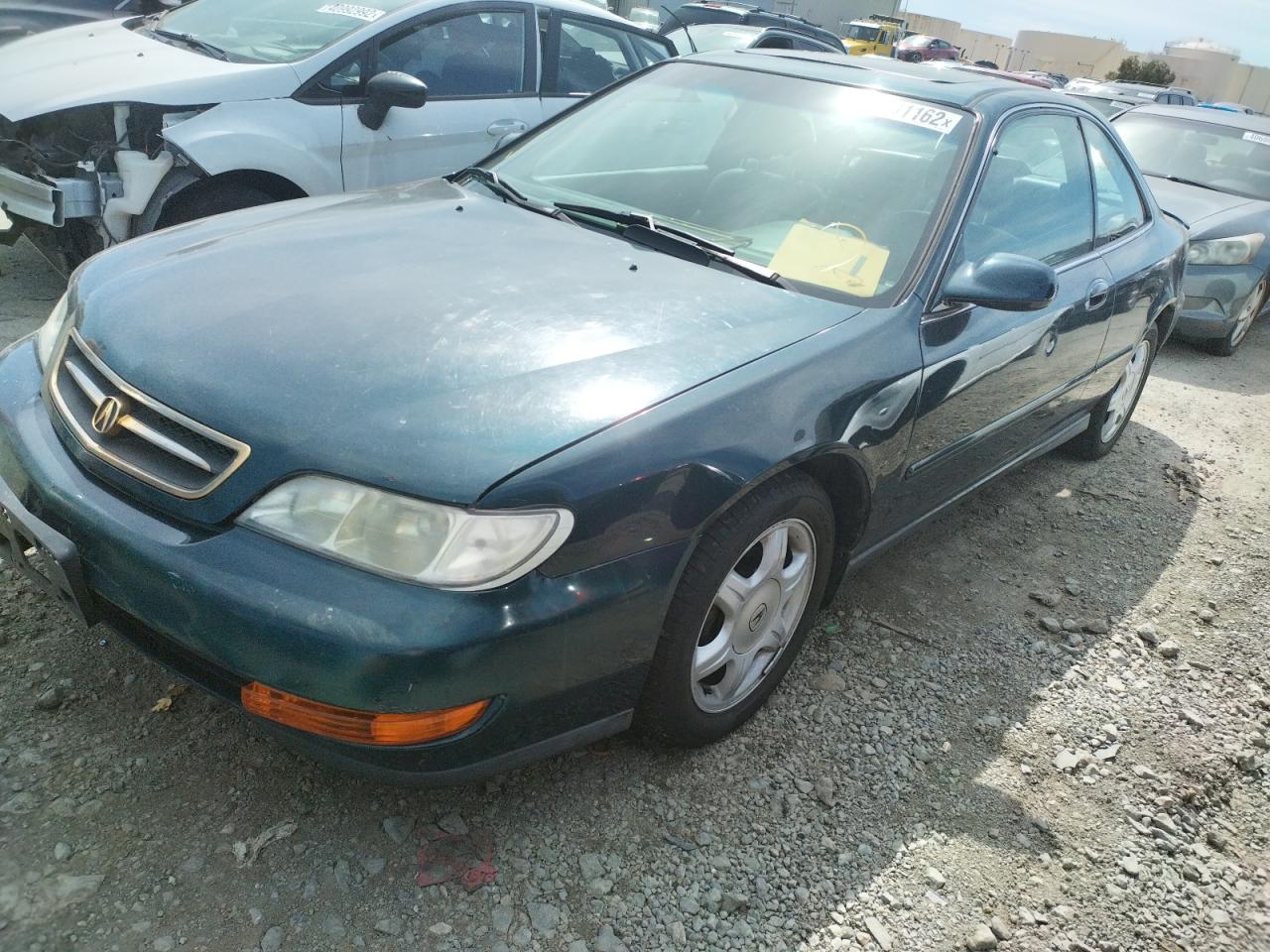 Photo 2 from auction – 1997 ACURA 2.2CL with VIN 19UYA1251VL019209