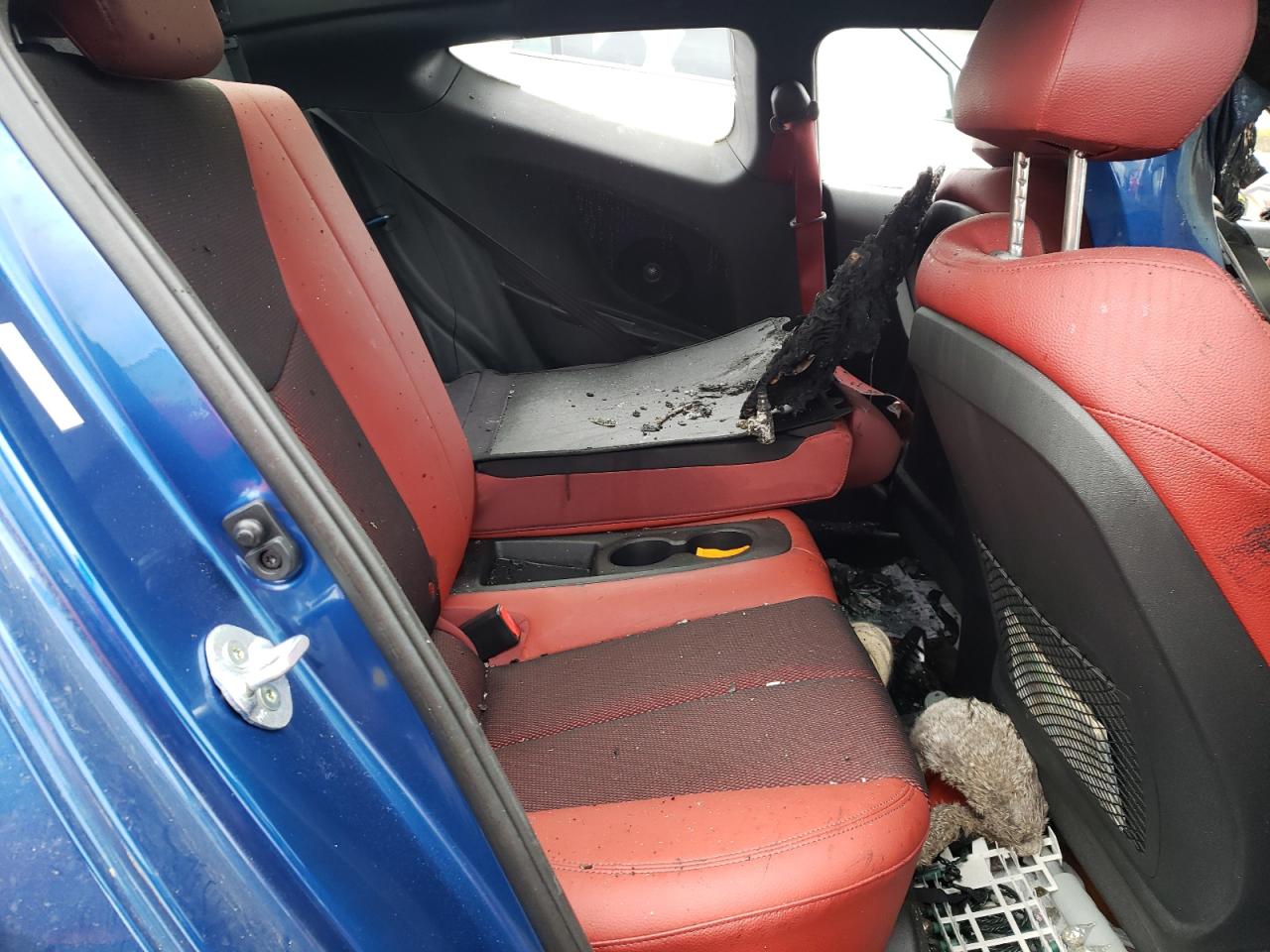 Photo 6 from auction – 2016 HYUNDAI VELOSTER T with VIN KMHTC6AE9GU285989