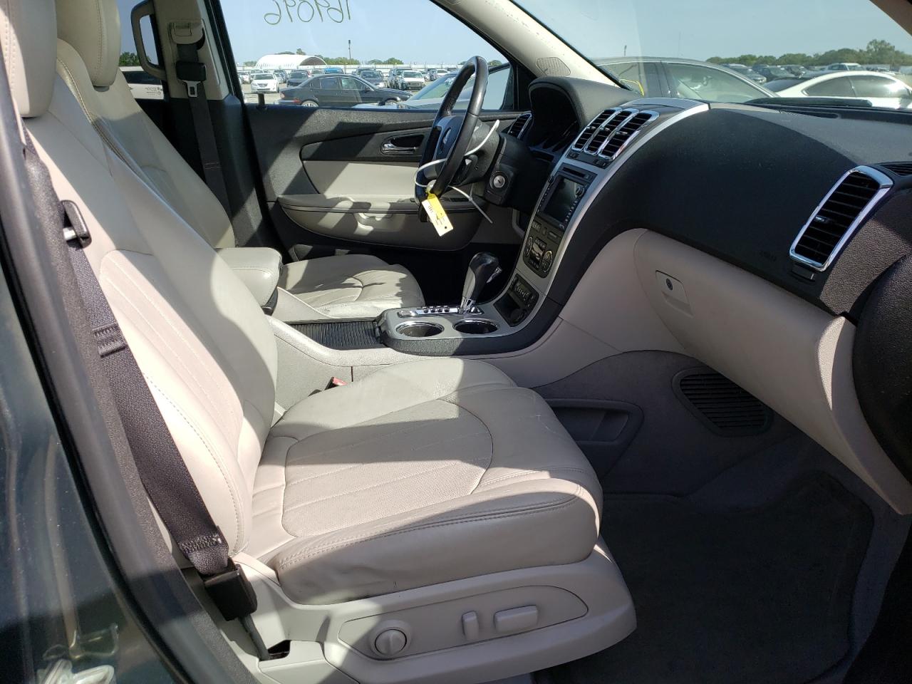 Photo 5 from auction – 2011 GMC ACADIA SLT with VIN 1GKKRSED3BJ331517