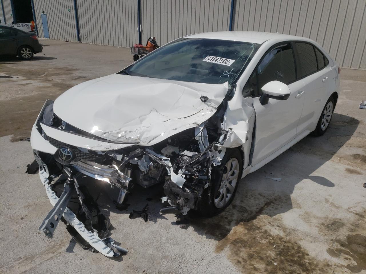 Photo 12 from auction – 2022 TOYOTA COROLLA LE with VIN JTDEPMAE2N3009078