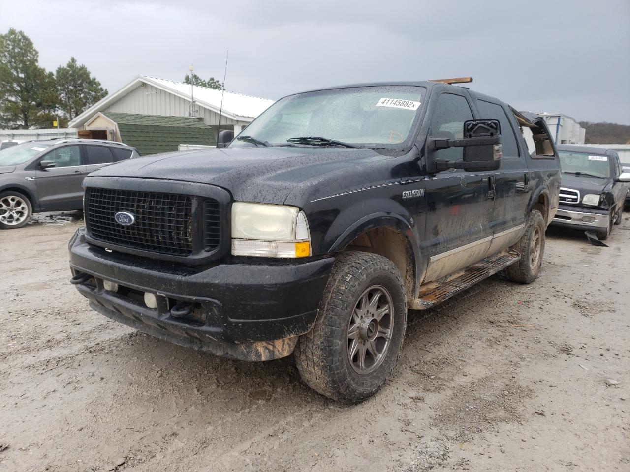 Photo 2 from auction – 2003 FORD EXCURSION with VIN 1FMNU43S73EB25031