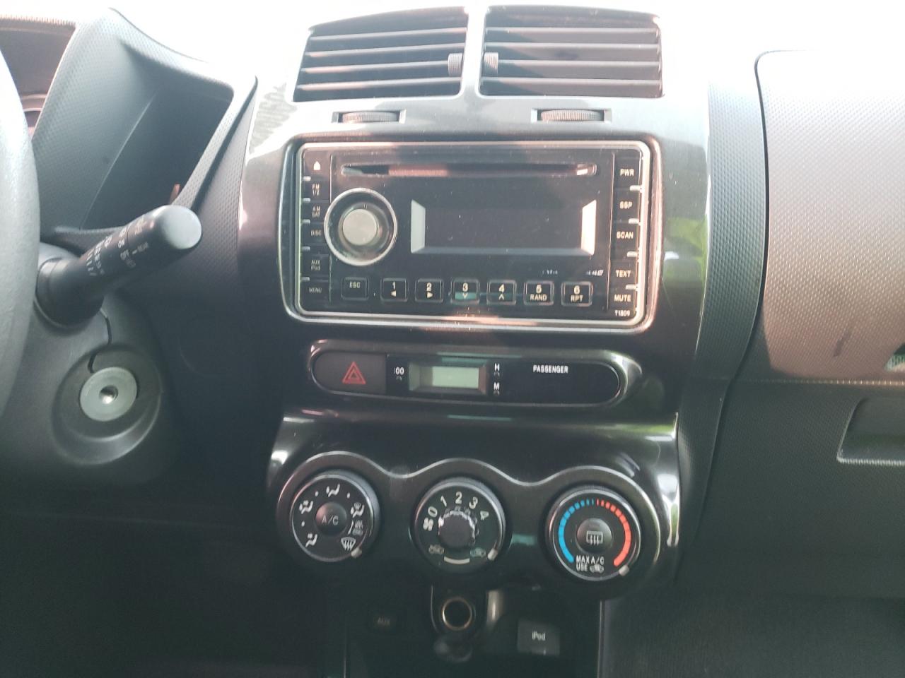 Photo 9 from auction – 2008 TOYOTA SCION XD with VIN JTKKU104X8J007106