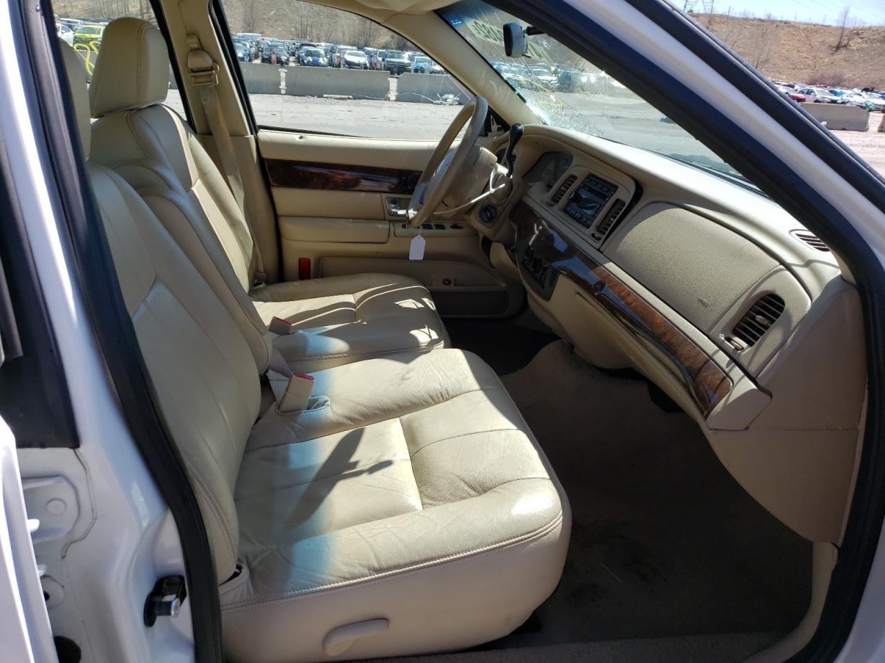 Photo 5 from auction – 2008 MERCURY GRAND MARQ with VIN 2MEFM74V88X607790