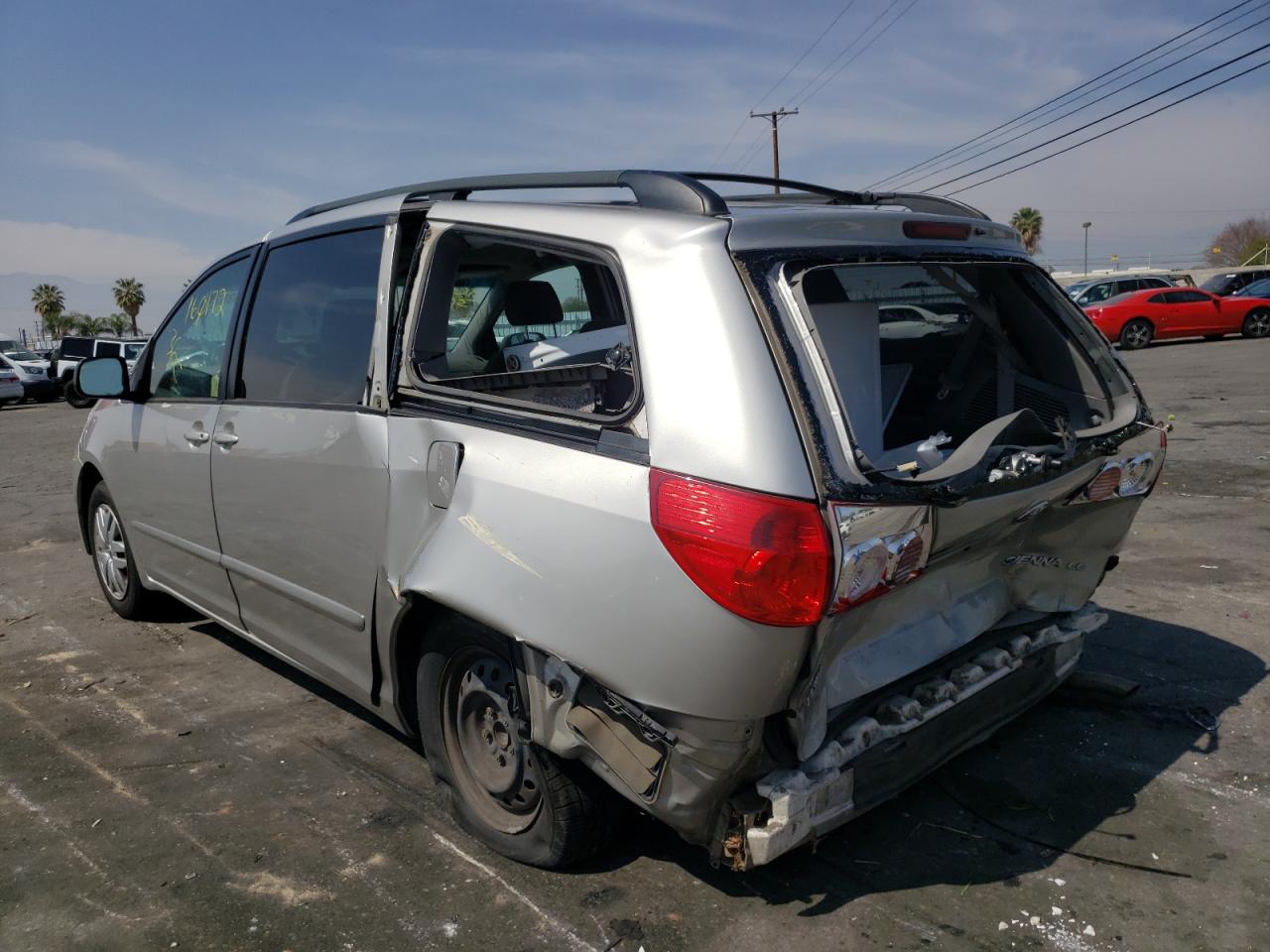 Photo 3 from auction – 2007 TOYOTA SIENNA CE with VIN 5TDZK23C47S077772
