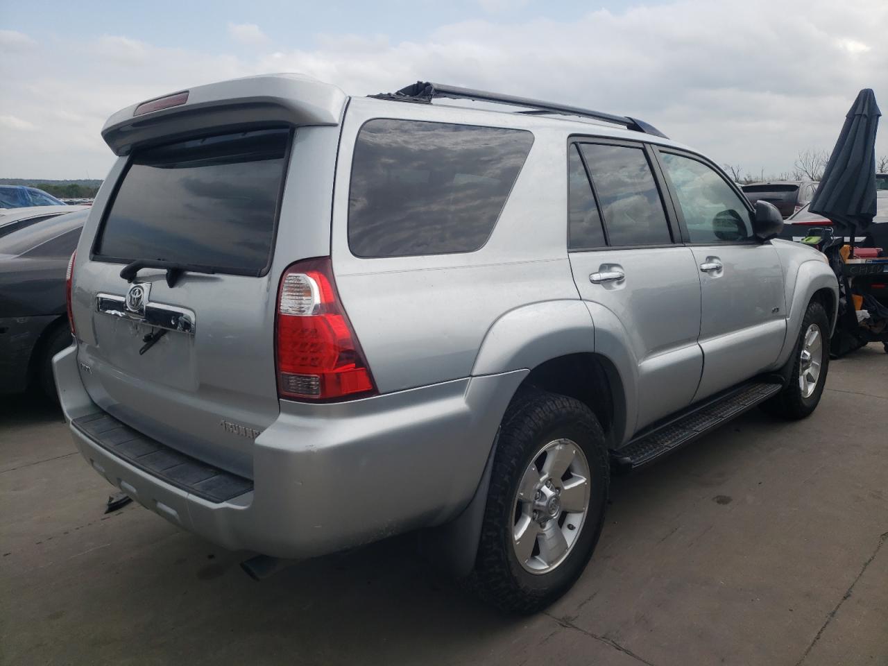 Photo 4 from auction – 2008 TOYOTA 4RUNNER SR with VIN JTEZU14R280101834