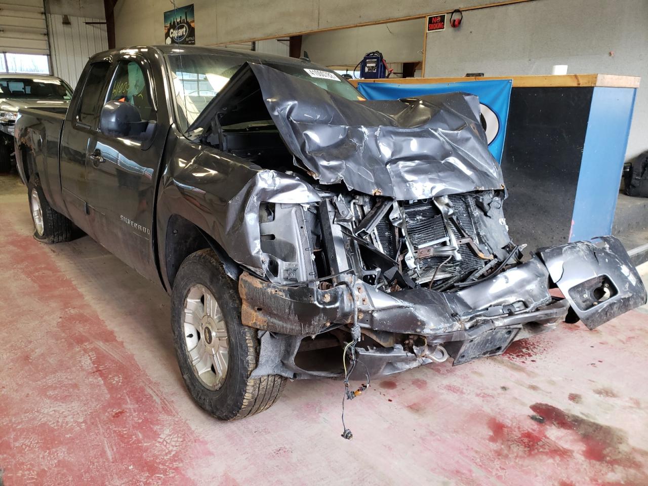 Photo 1 from auction – 2011 CHEVROLET SILVERADO with VIN 1GCRCSE00BZ108104