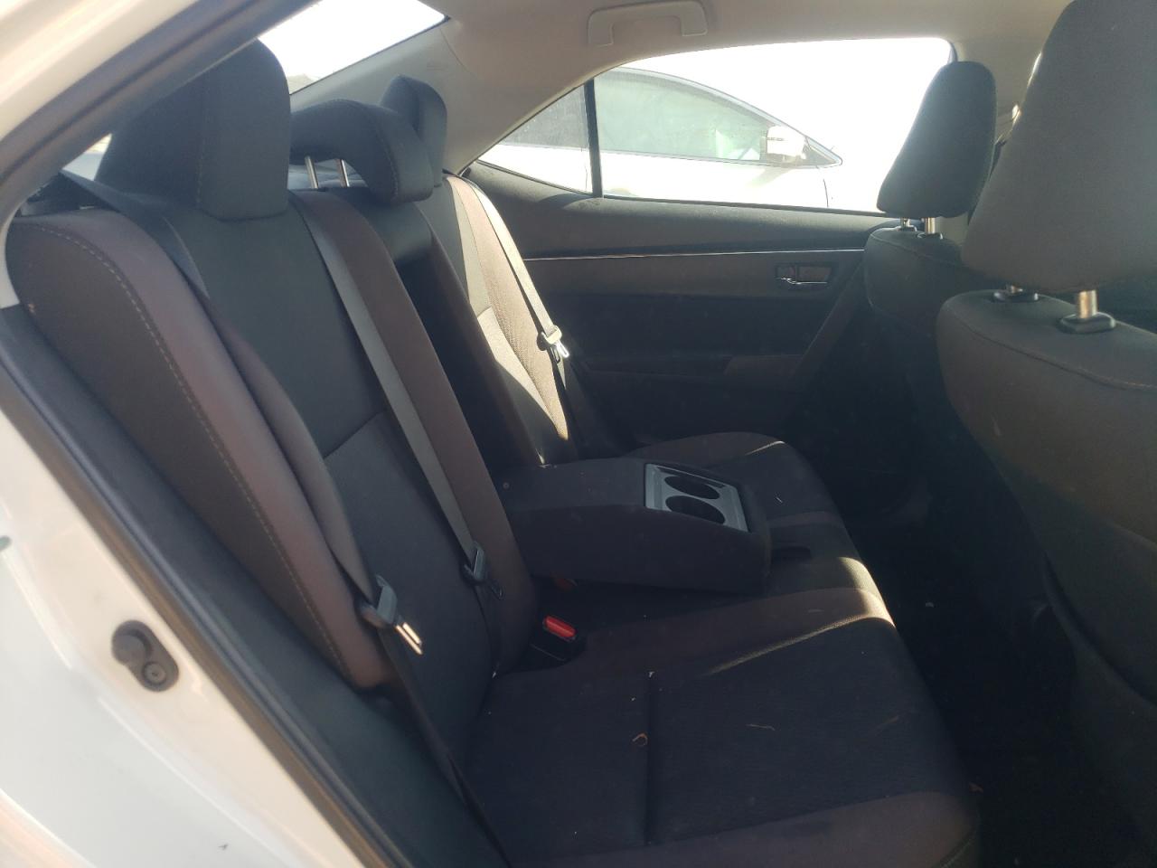 Photo 6 from auction – 2018 TOYOTA COROLLA L with VIN 2T1BURHE6JC988894