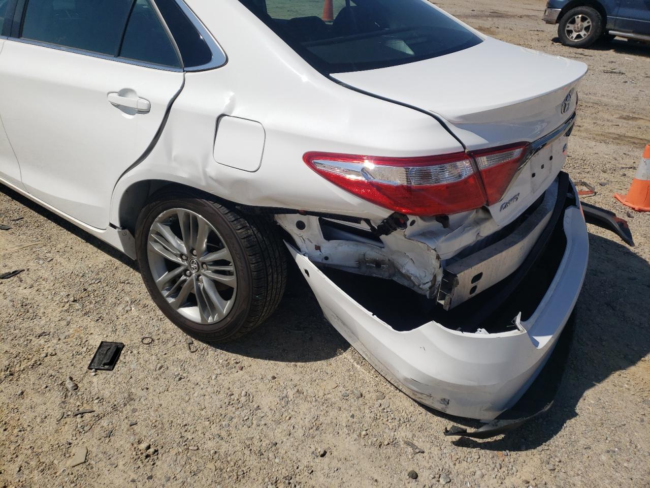 Photo 9 from auction – 2017 TOYOTA CAMRY LE with VIN 4T1BF1FK3HU326235