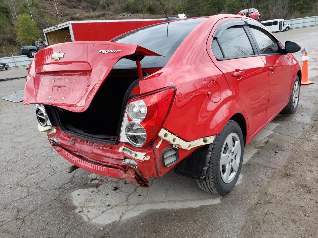 Photo 4 from auction – 2016 CHEVROLET SONIC LS with VIN 1G1JB5SH0G4104854