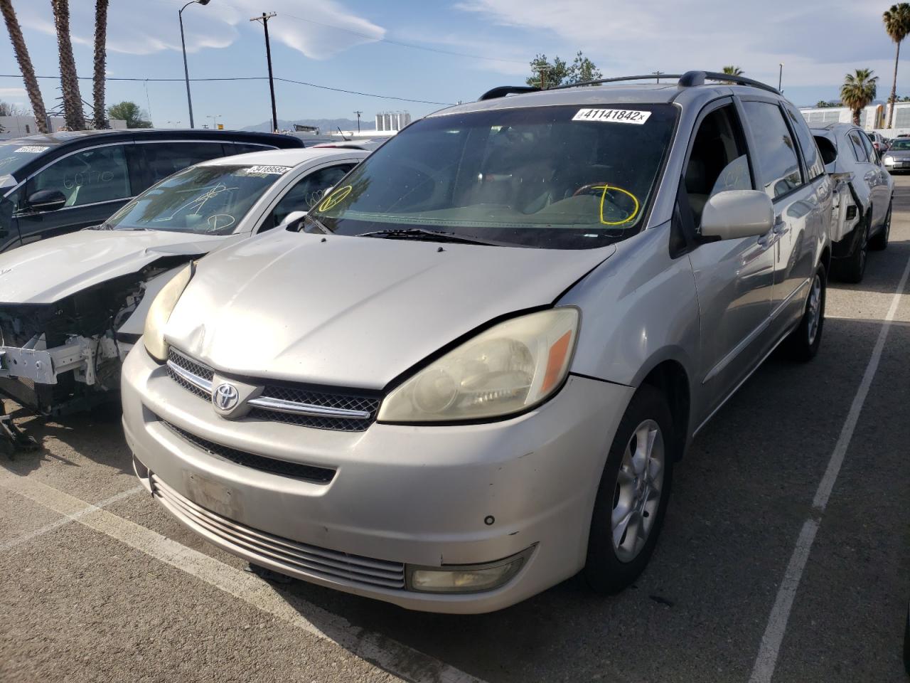 Photo 2 from auction – 2005 TOYOTA SIENNA XLE with VIN 5TDZA22C75S370342