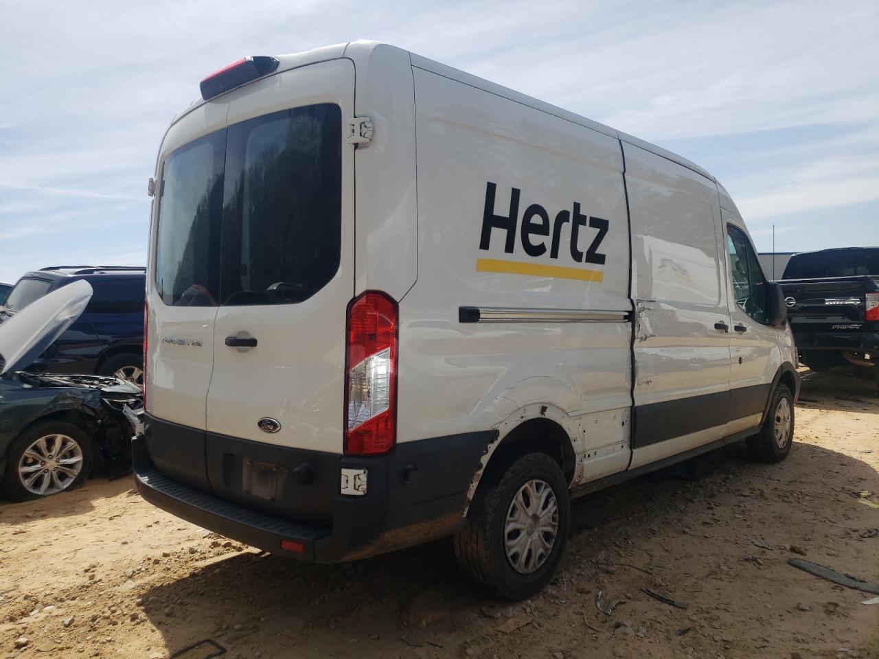 Photo 4 from auction – 2019 FORD TRANSIT T- with VIN 1FTYR2CMXKKA87738