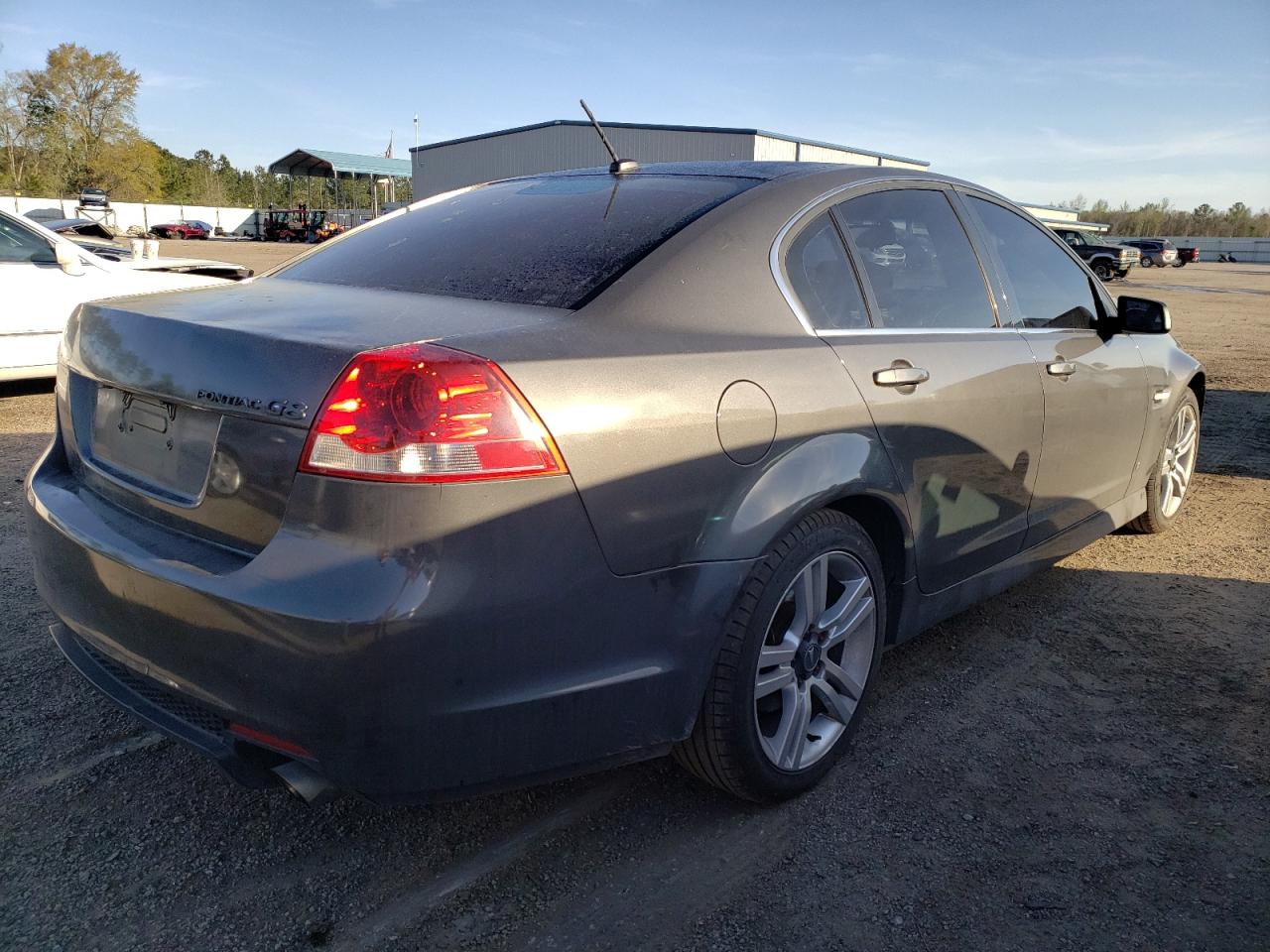 Photo 4 from auction – 2009 PONTIAC G8 with VIN 6G2ER57789L235681