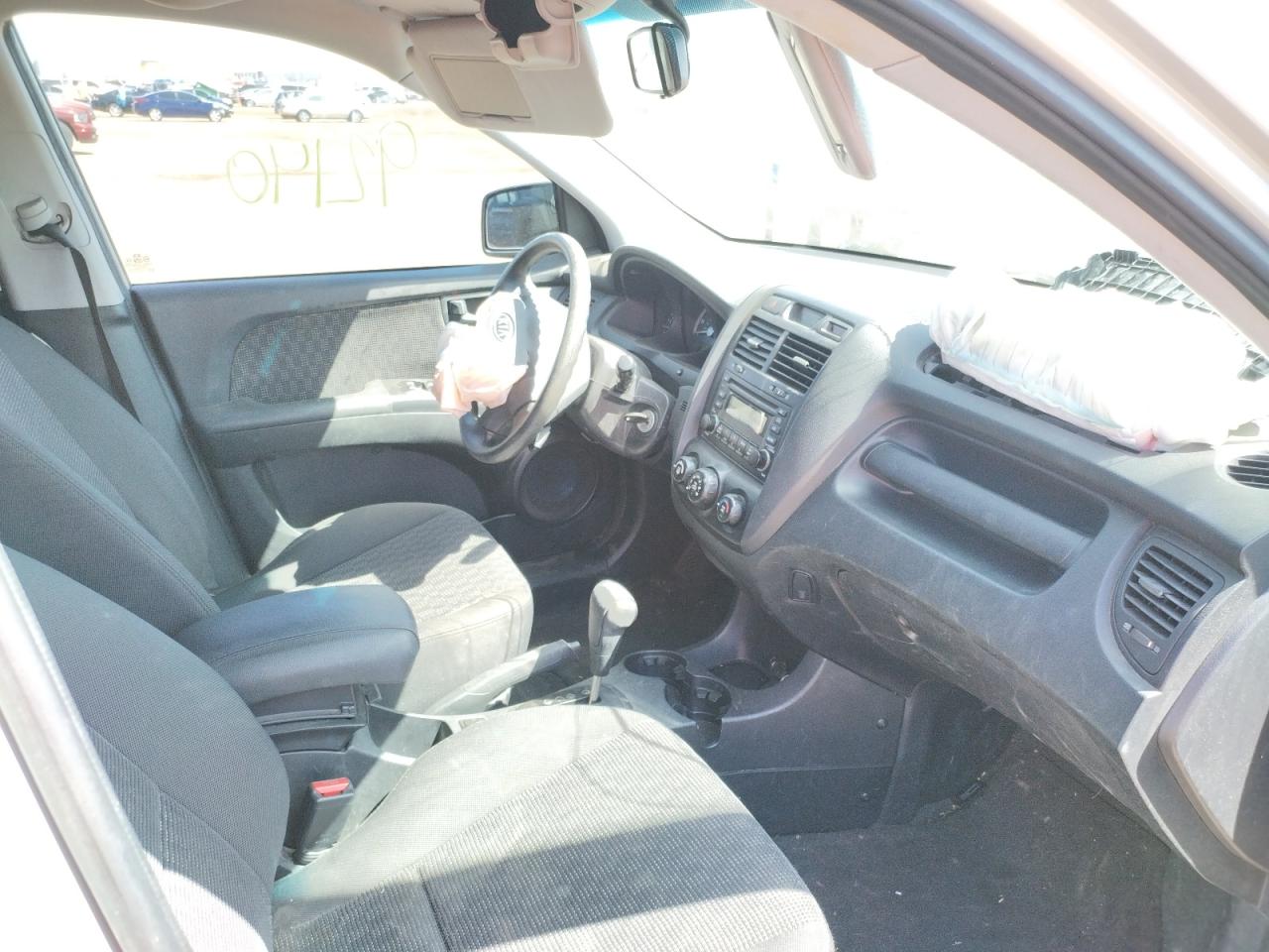 Photo 5 from auction – 2007 KIA SPORTAGE L with VIN KNDJF724X77376976