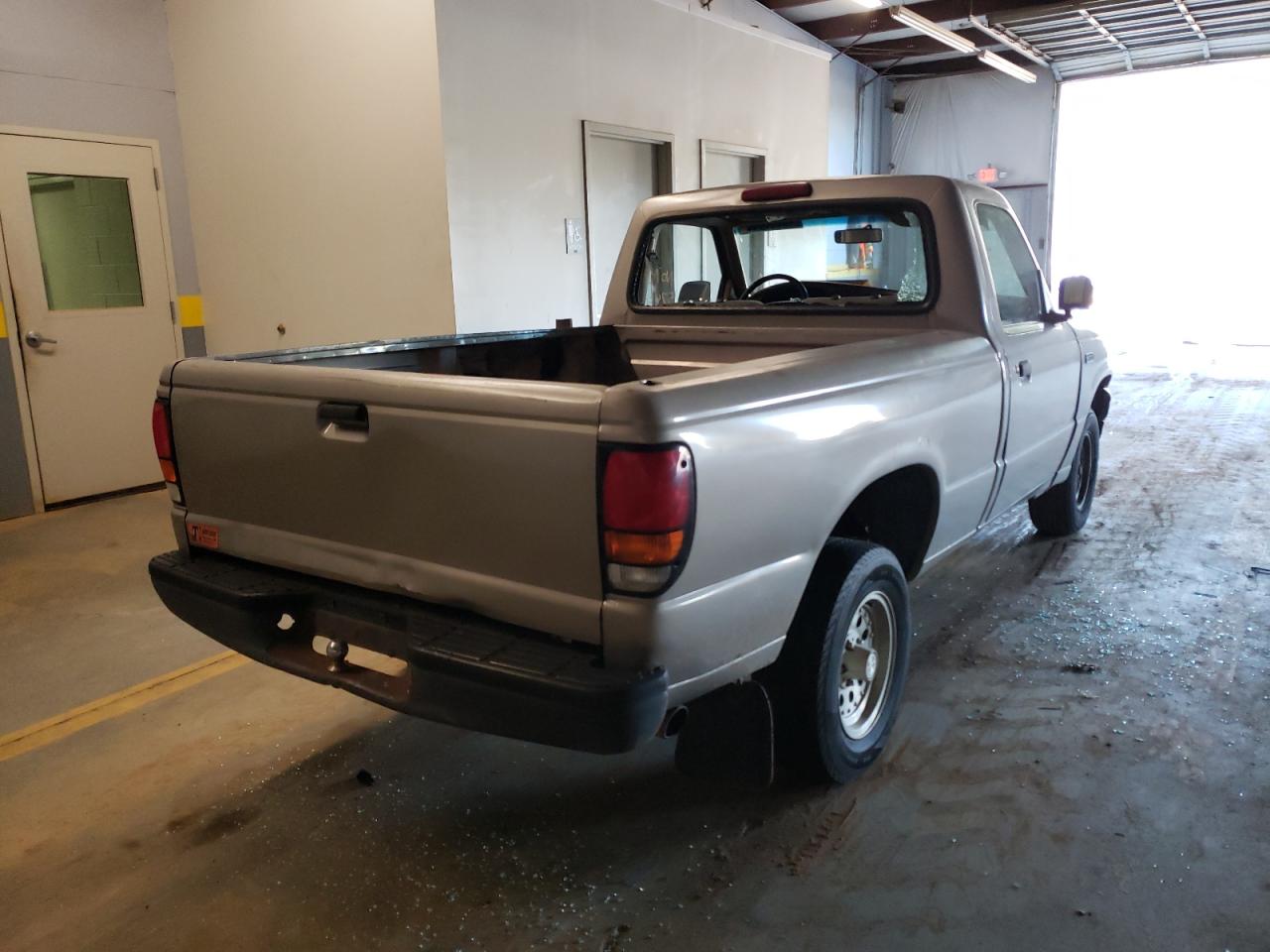 Photo 4 from auction – 1995 MAZDA B2300 with VIN 4F4CR12A3STM25932
