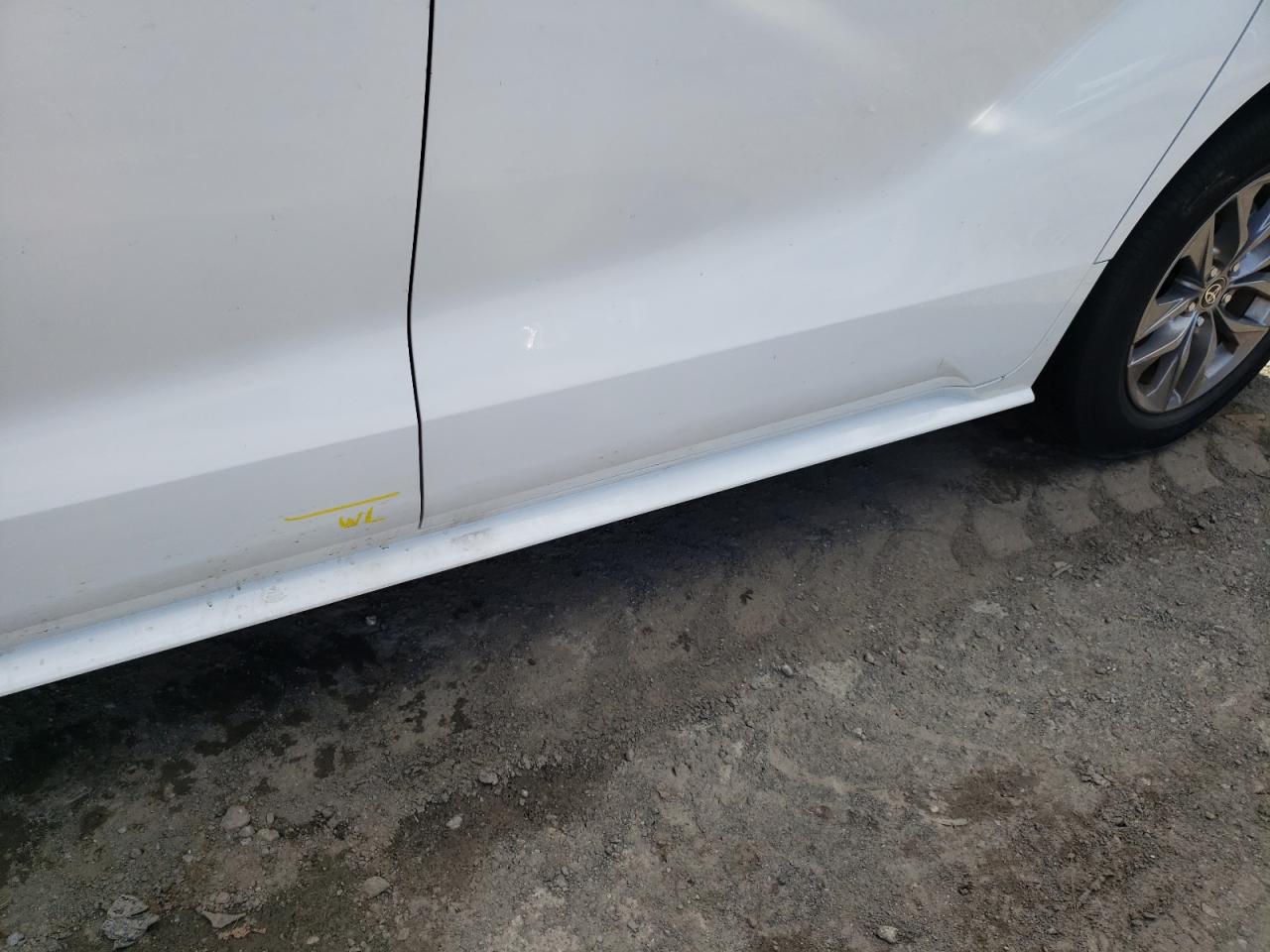 Photo 9 from auction – 2021 TOYOTA SIENNA LE with VIN 5TDKSKFCXMS033347