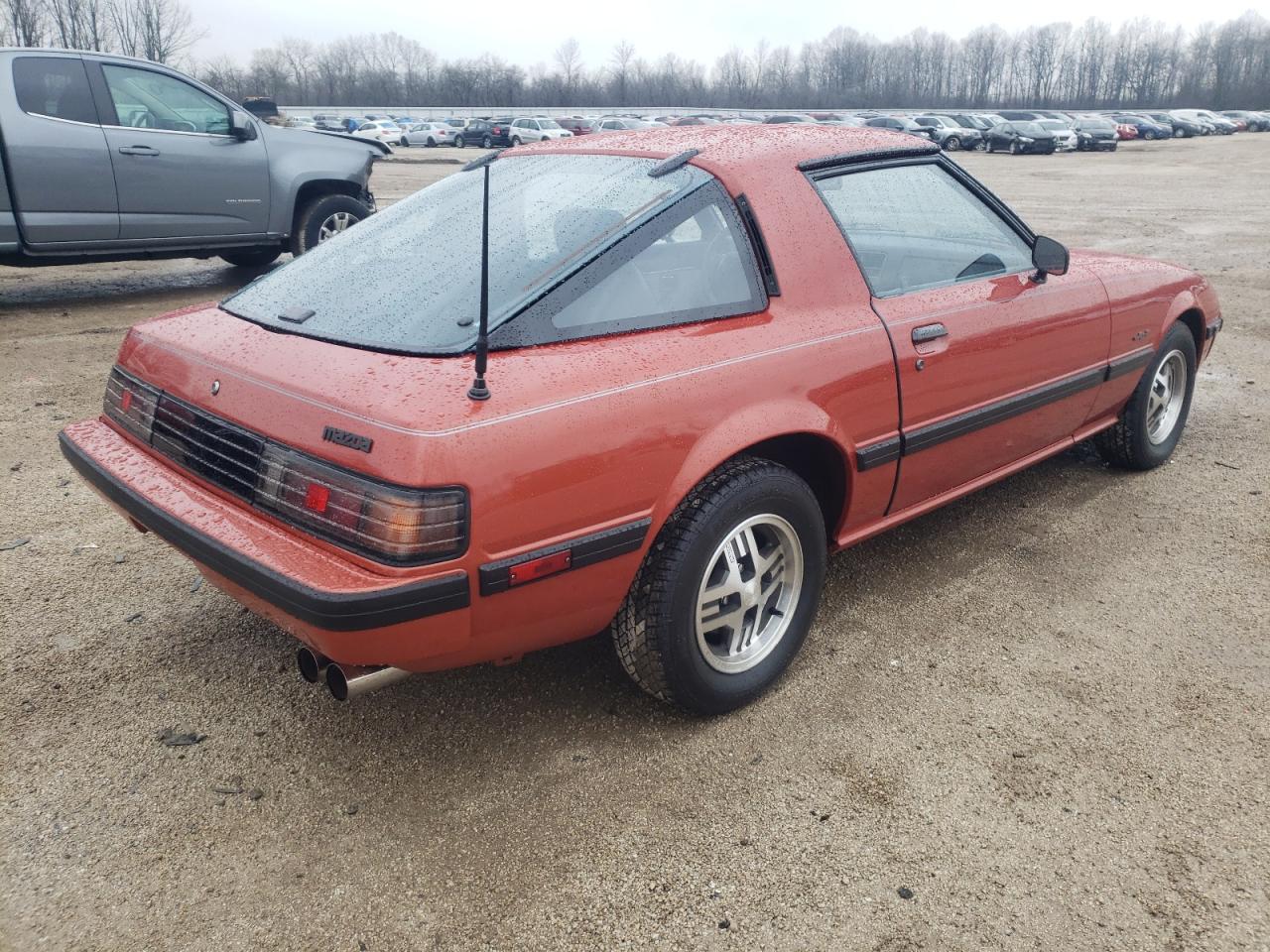 Photo 4 from auction – 1984 MAZDA RX7 12A with VIN JM1FB3312E0804964