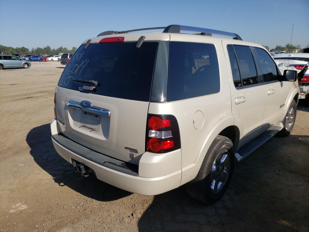 Photo 4 from auction – 2006 FORD EXPLORER L with VIN 1FMEU65816ZA02268