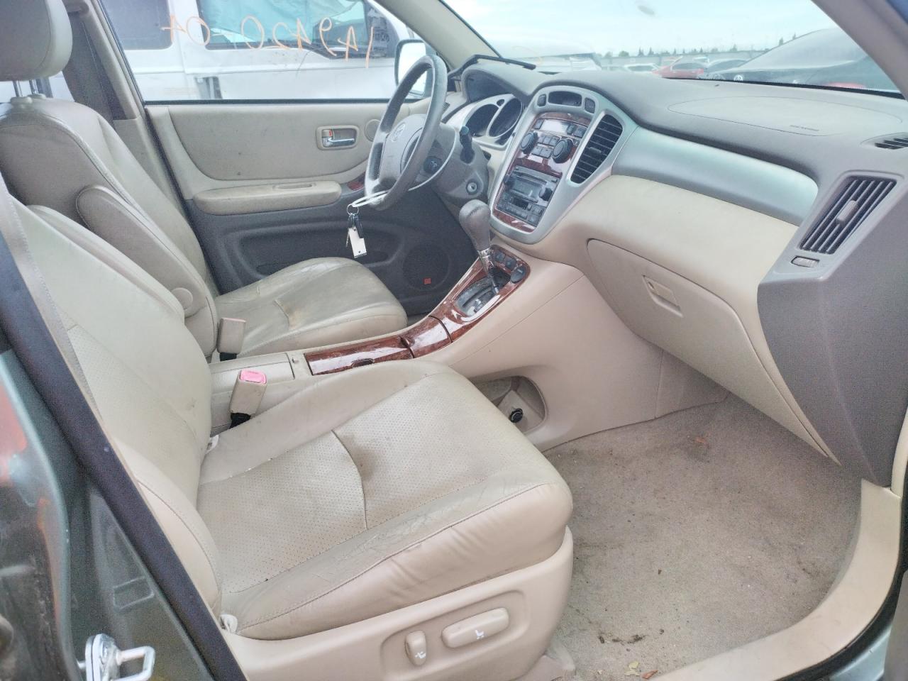 Photo 5 from auction – 2005 TOYOTA HIGHLANDER with VIN JTEDP21A450044912