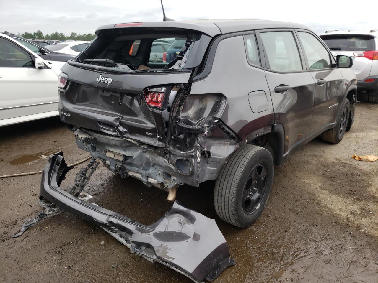 Photo 4 from auction – 2019 JEEP COMPASS SP with VIN 3C4NJDAB1KT638774