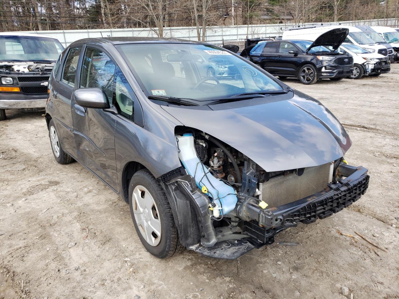 HONDA FIT 2013 with VIN JHMGE8H3XDC038688 - Photo from auction