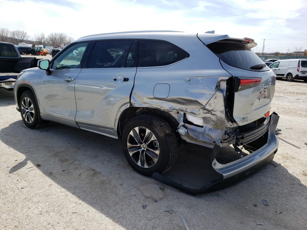 Photo 3 from auction – 2020 TOYOTA HIGHLANDER with VIN 5TDHBRCH3LS006119