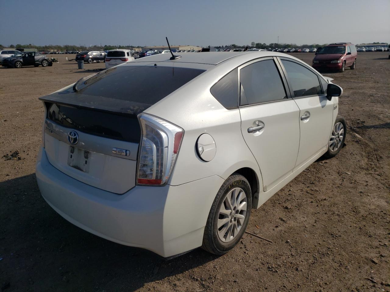 Photo 4 from auction – 2012 TOYOTA PRIUS PLUG with VIN JTDKN3DPXC3006572