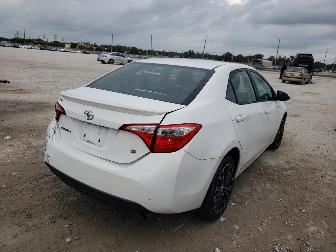 Photo 4 from auction – 2014 TOYOTA COROLLA L with VIN 2T1BURHEXEC024417
