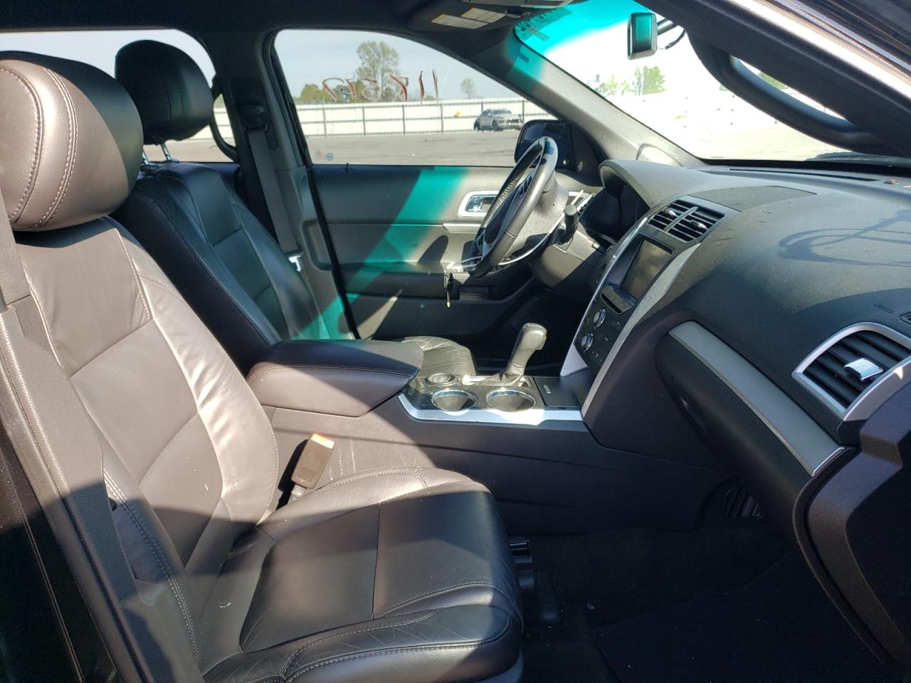 Photo 5 from auction – 2014 FORD EXPLORER X with VIN 1FM5K7D81EGA05940