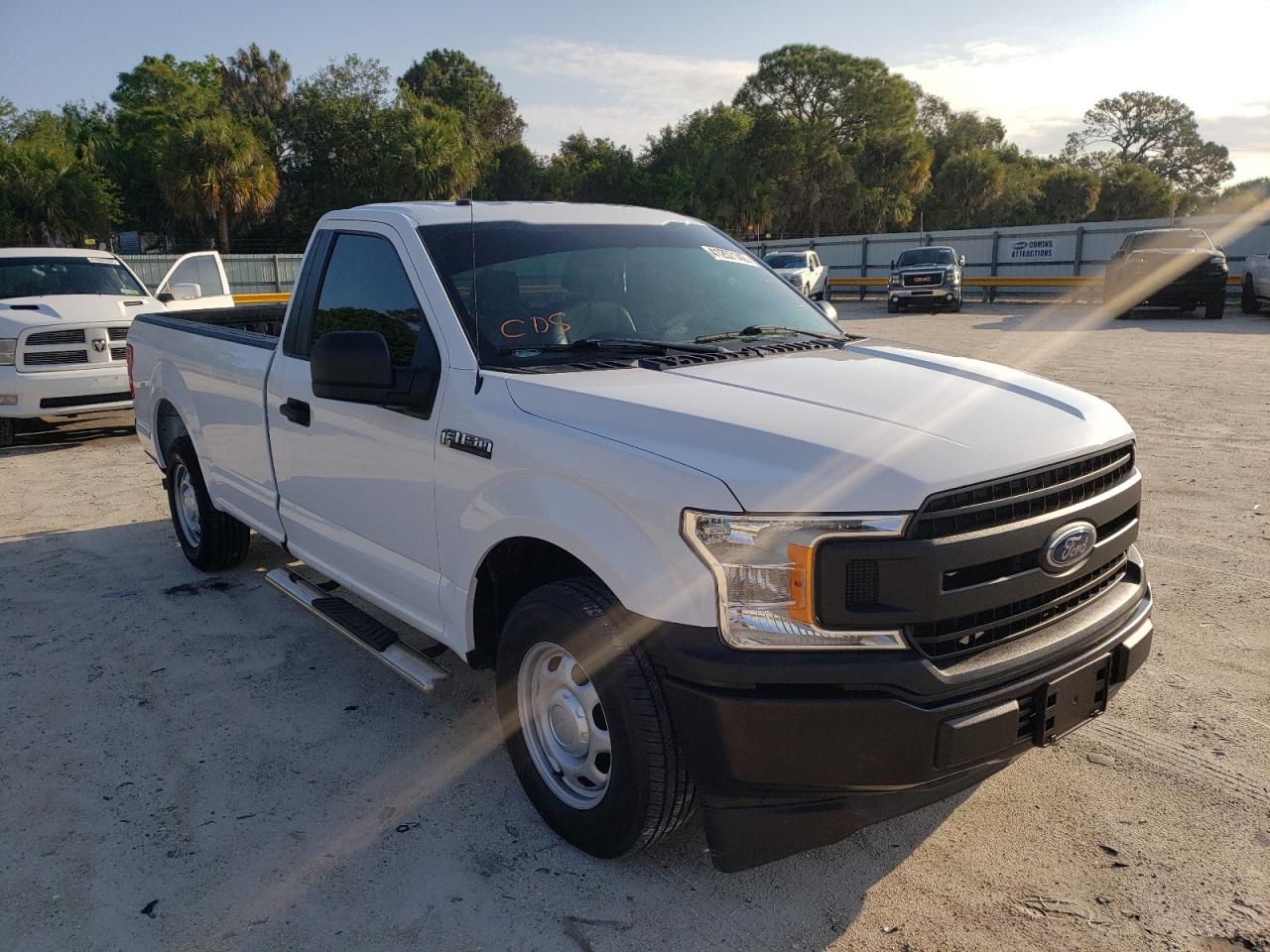 Foto 1 de la subasta – 2018 FORD F150 con VIN 1FTMF1CB6JKF01418