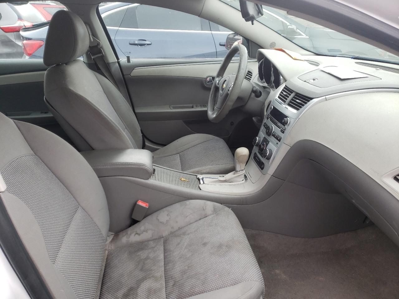 Photo 5 from auction – 2012 CHEVROLET MALIBU LS with VIN 1G1ZA5EU8CF263411