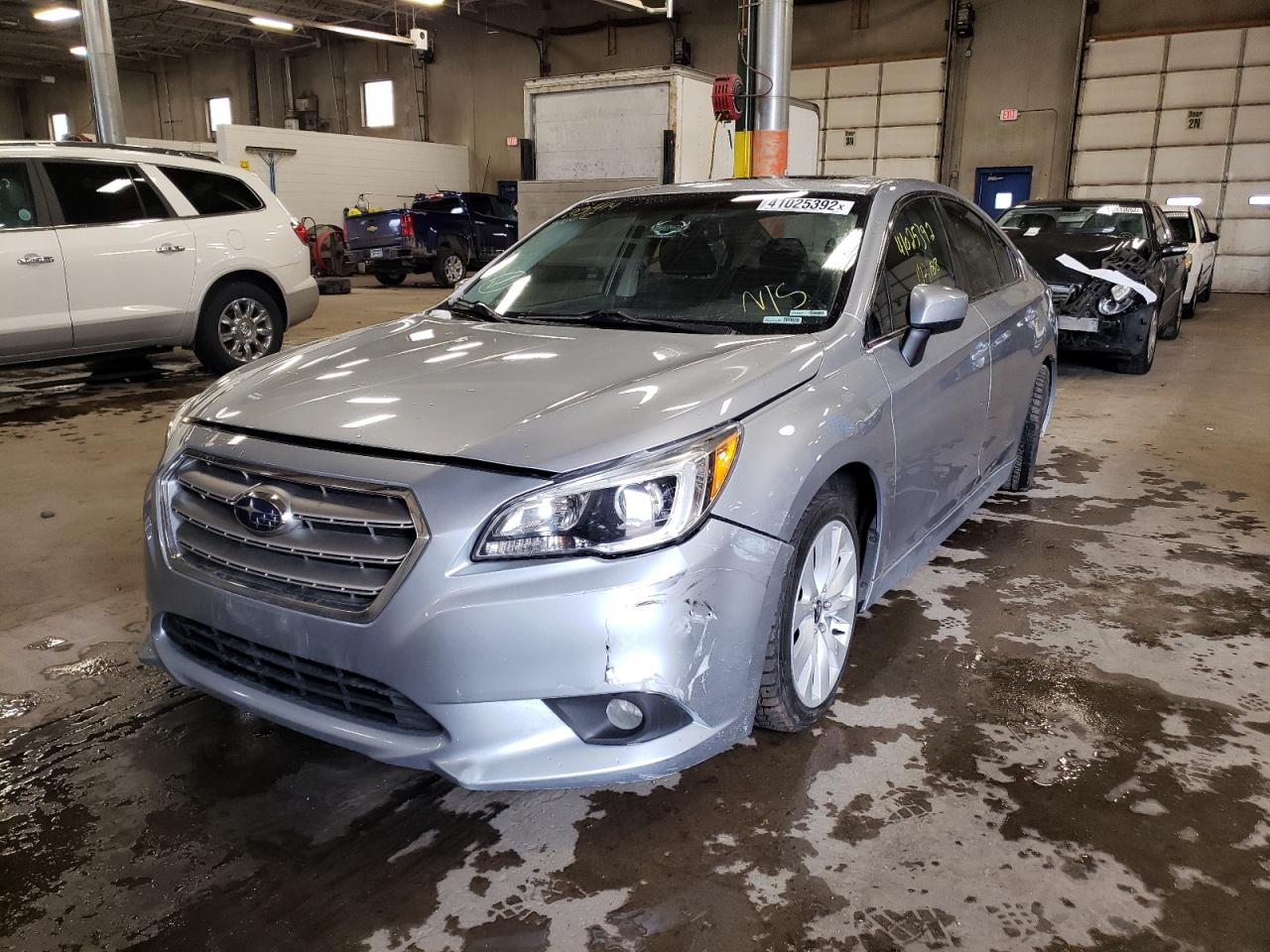 صورة رقم 2 من المزاد - 2015 SUBARU LEGACY 2.5 مع VIN 4S3BNBE65F3045901