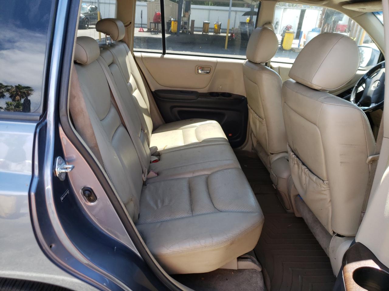 Photo 6 from auction – 2003 TOYOTA HIGHLANDER with VIN JTEGF21AX30104303