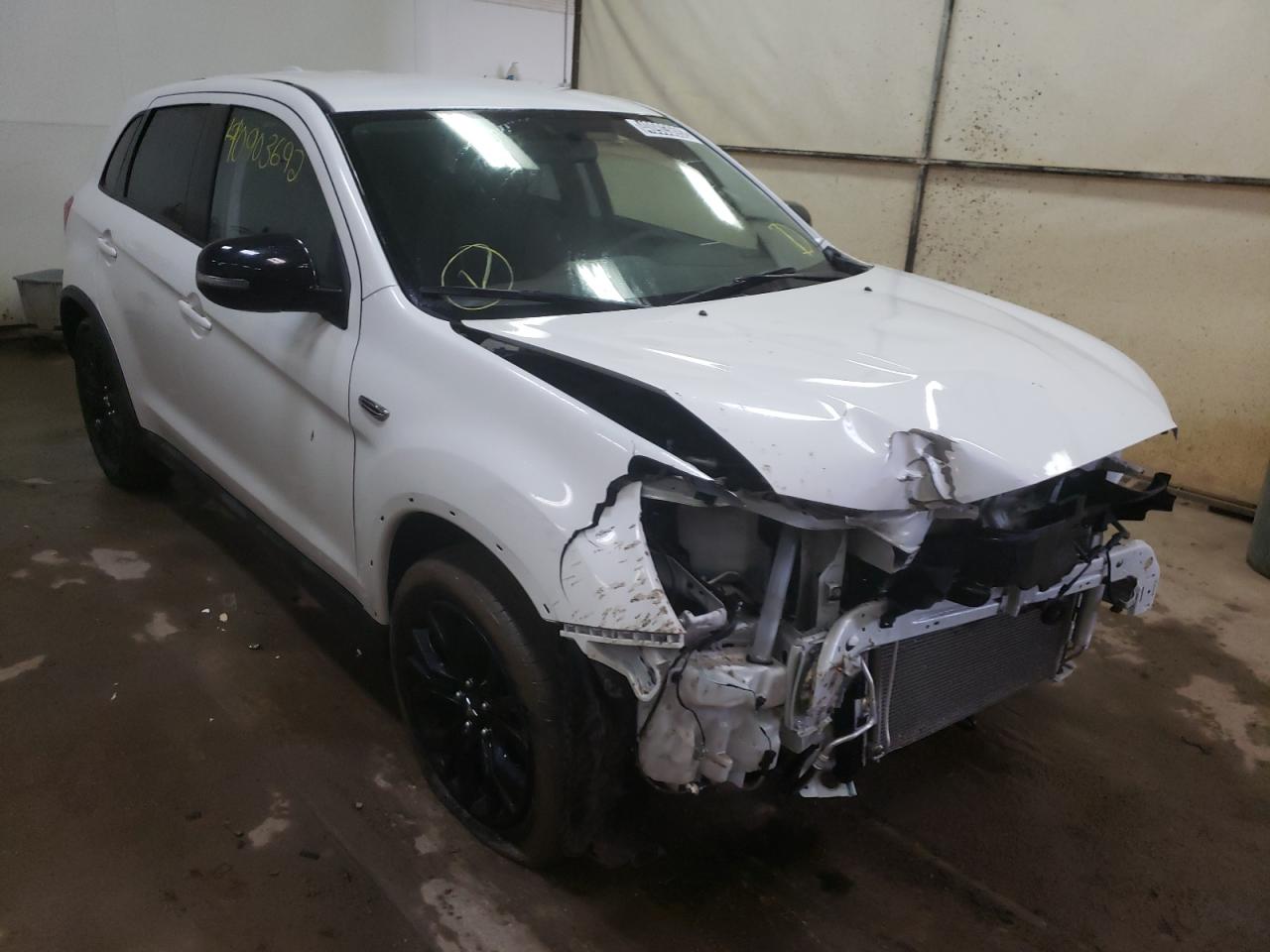 MITSUBISHI OUTLANDER 2019 with VIN JA4AP3AU8KU028296 - Photo from auction