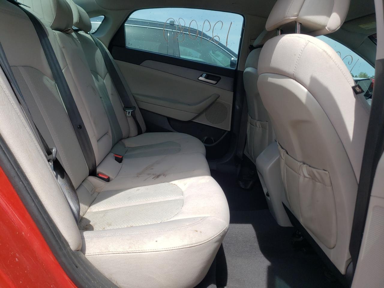Photo 6 from auction – 2017 HYUNDAI SONATA SE with VIN 5NPE24AF1HH515730