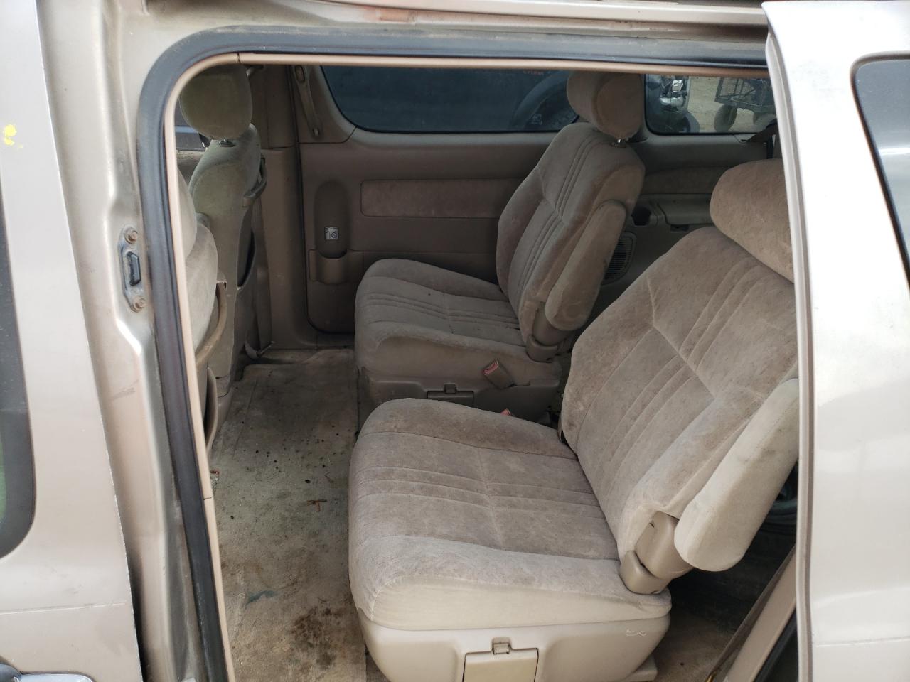 Photo 6 from auction – 1998 TOYOTA SIENNA LE with VIN 4T3ZF13C3WU014867