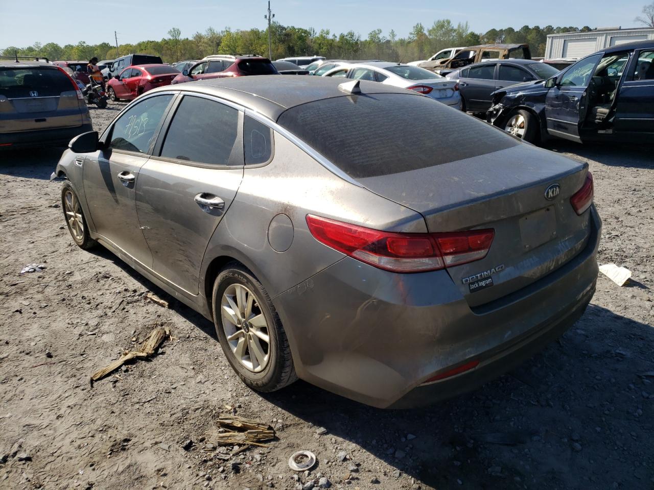 Photo 3 from auction – 2016 KIA OPTIMA LX with VIN 5XXGT4L32GG008922