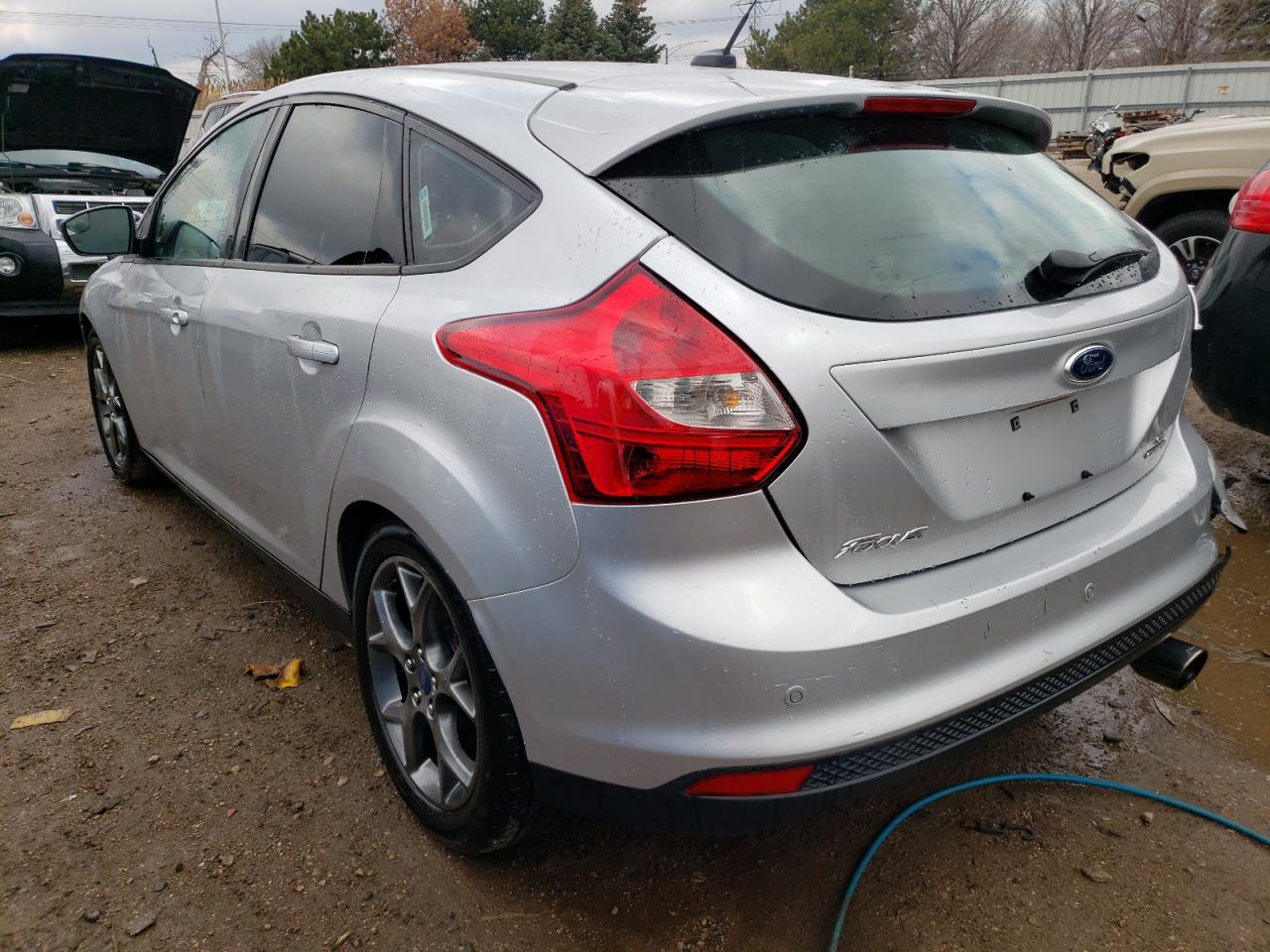 Photo 3 from auction – 2014 FORD FOCUS SE with VIN 1FADP3K23EL105317