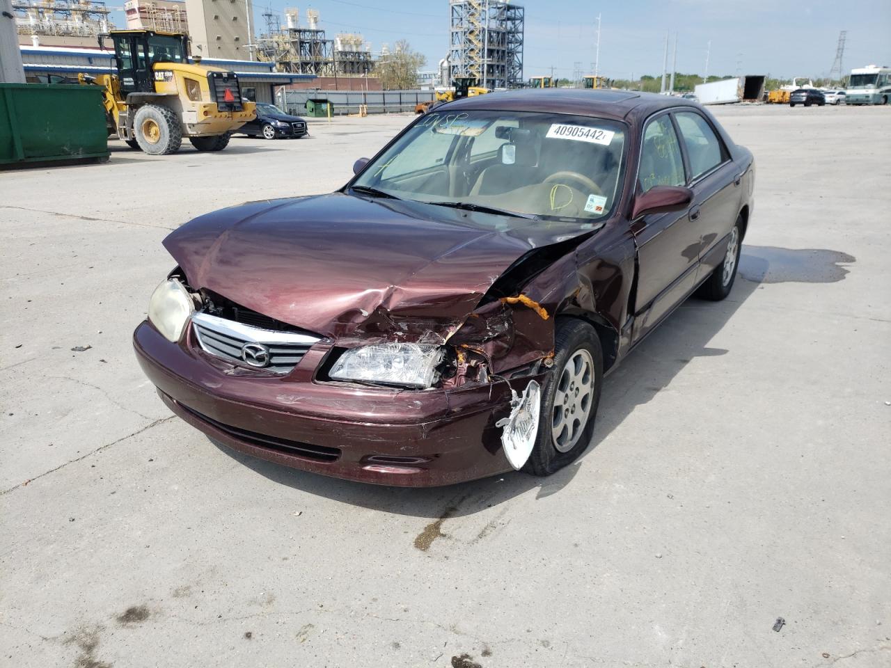 Photo 2 from auction – 2001 MAZDA 626 ES with VIN 1YVGF22C415246063