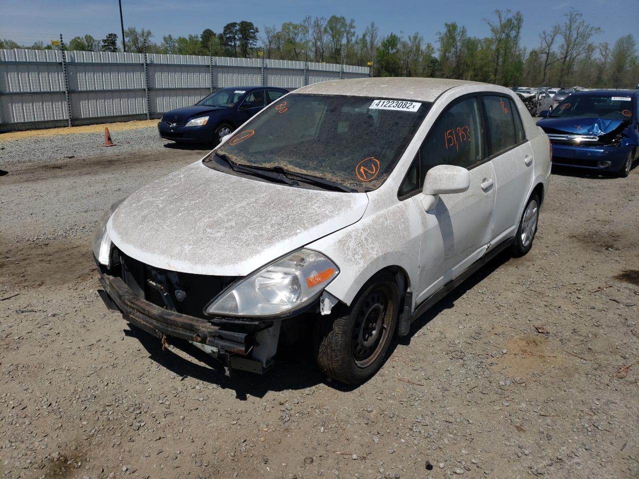 Photo 2 from auction – 2011 NISSAN VERSA with VIN 3N1BC1AP8BL421507