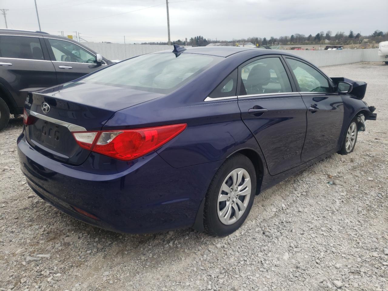 Photo 4 from auction – 2012 HYUNDAI SONATA GLS with VIN 5NPEB4AC8CH415672