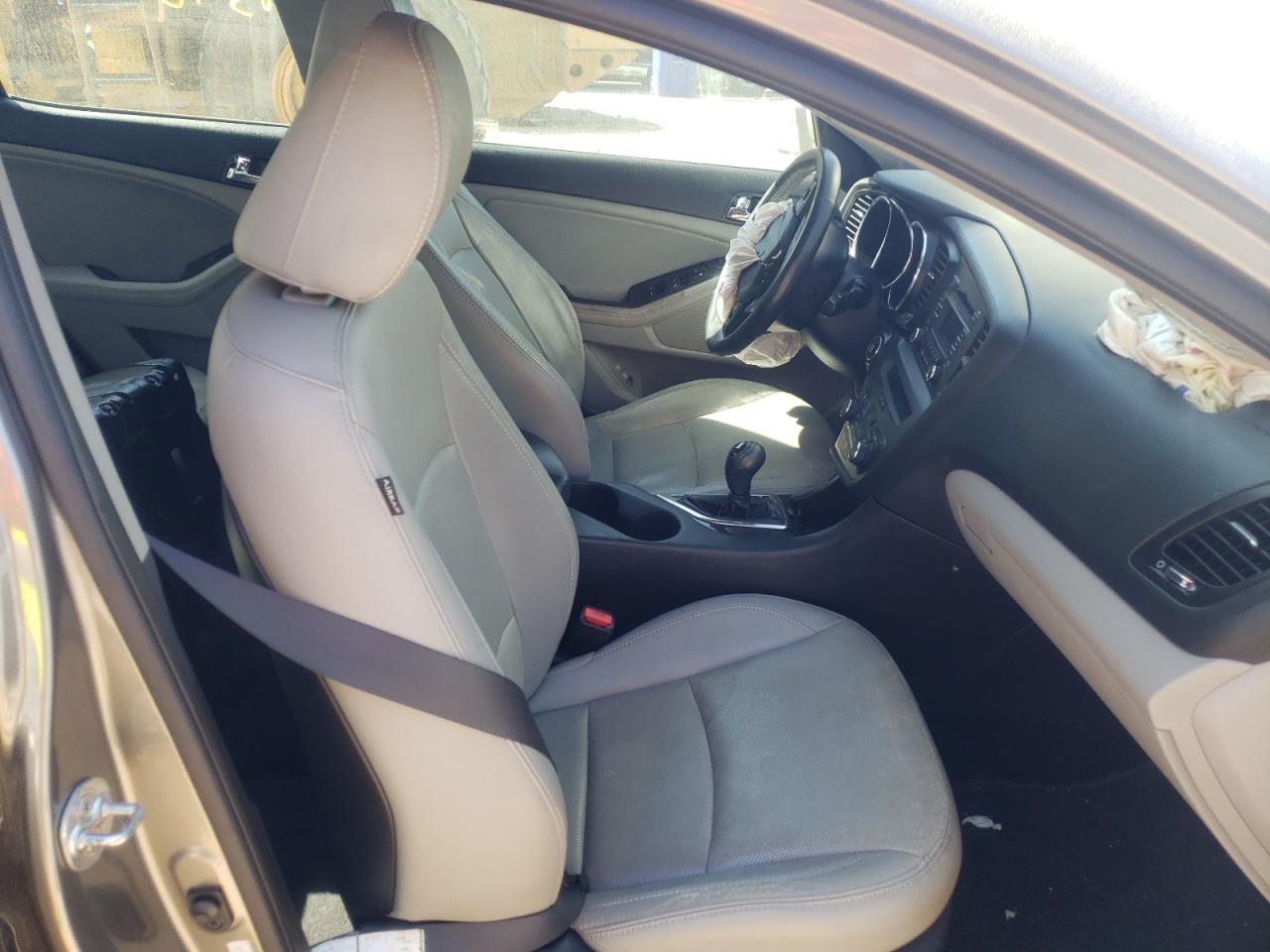 Photo 5 from auction – 2012 KIA OPTIMA EX with VIN 5XXGN4A71CG036950