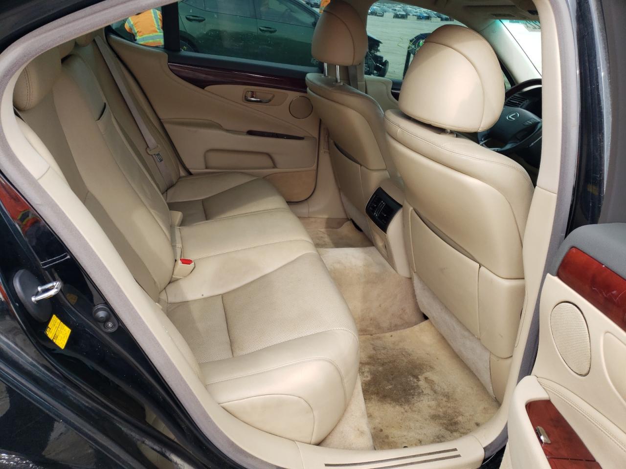 Photo 6 from auction – 2008 LEXUS LS 460 with VIN JTHBL46F485060699