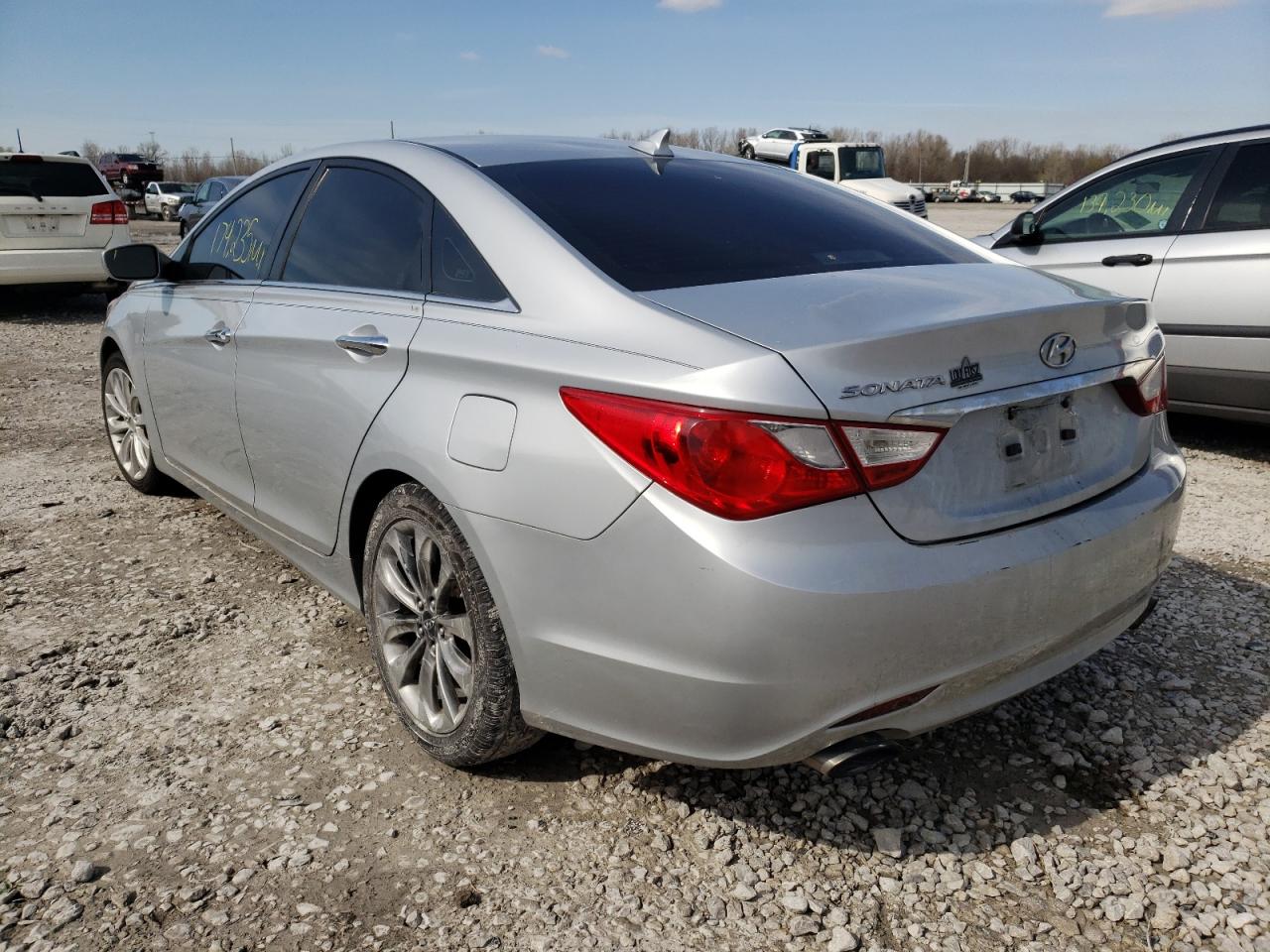 Photo 3 from auction – 2011 HYUNDAI SONATA SE with VIN 5NPEC4AC6BH036374