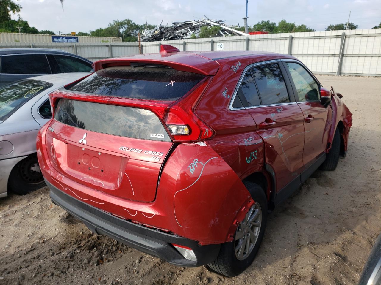 Photo 4 from auction – 2018 MITSUBISHI ECLIPSE CR with VIN JA4AT3AA7JZ043827