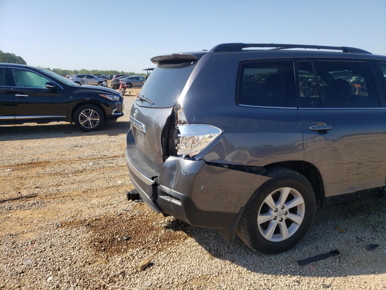 Photo 9 from auction – 2012 TOYOTA HIGHLANDER with VIN 5TDZK3EH4CS075903